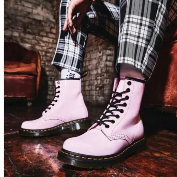 Dr. Martens 1460 Light Pink Patent Leather Combat Boots - Women’s Size 8 (EU 39) - Picture 1 of 10